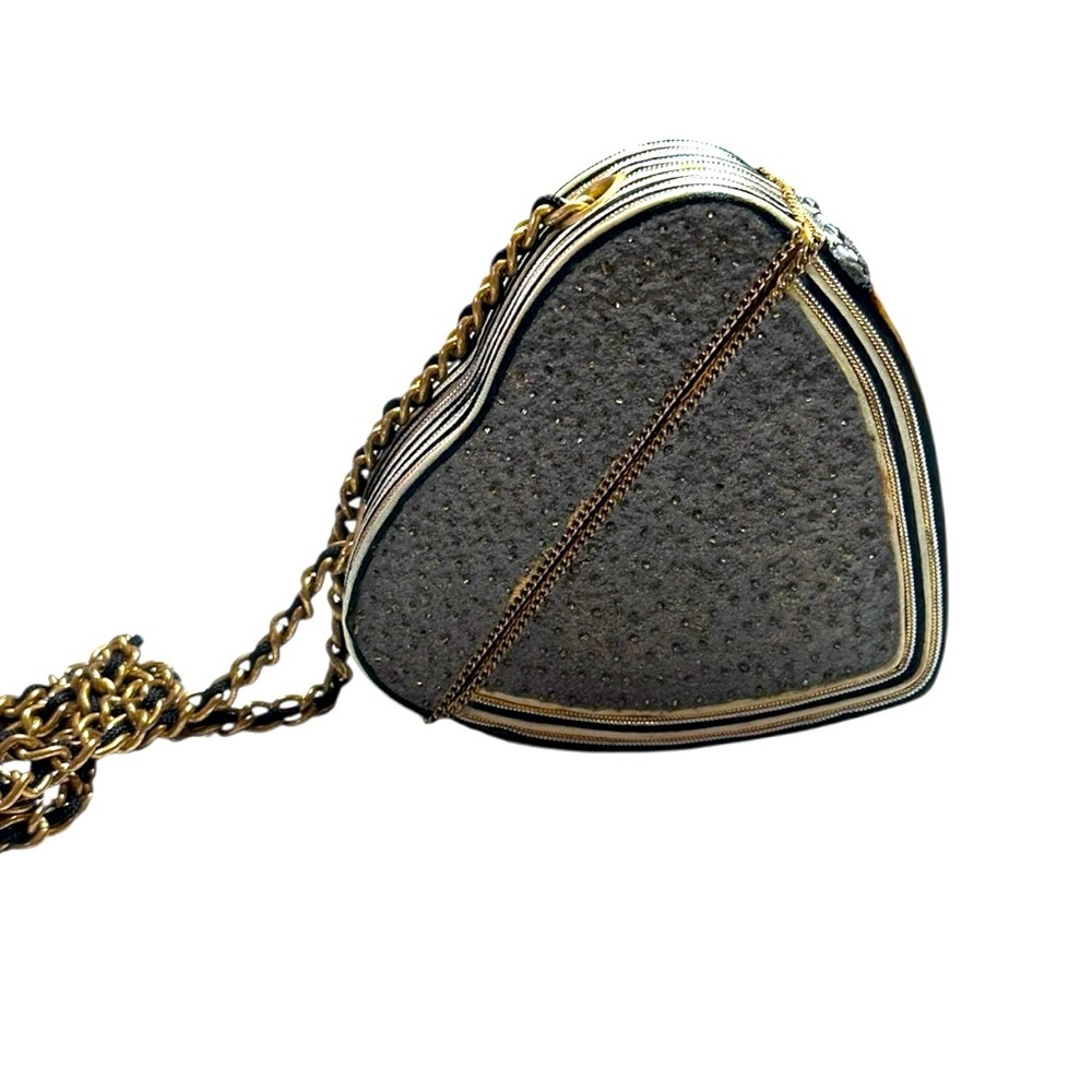 Gorgeous Steampunk Heart-Shaped Beaded Crossbody Bag - Picture 3 of 5